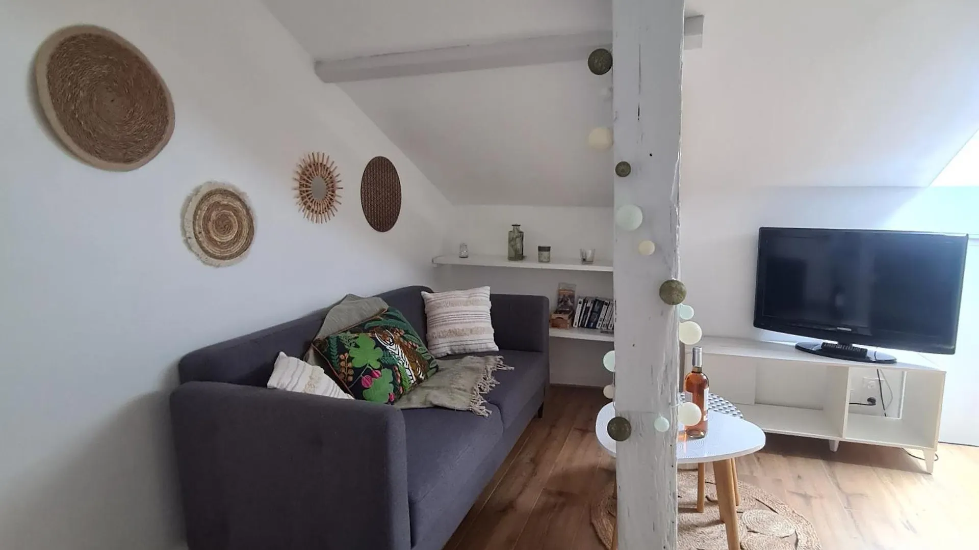 Mercadial Au Coeur De Saint-Cere France